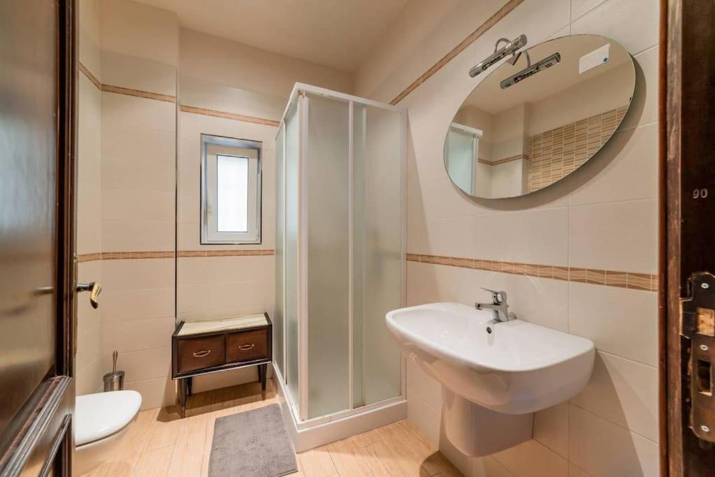 Arts House Apartment Bari Bagian luar foto